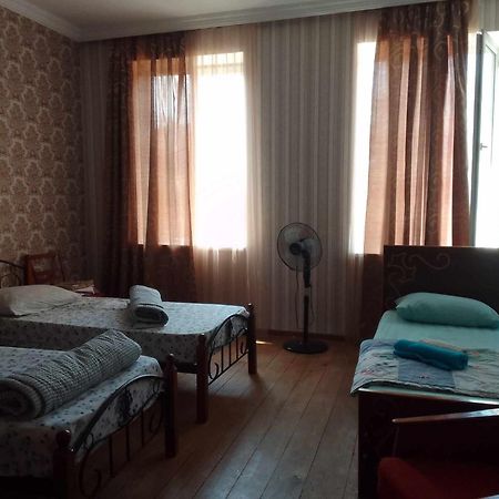 Natia Hotel Telavi Buitenkant foto