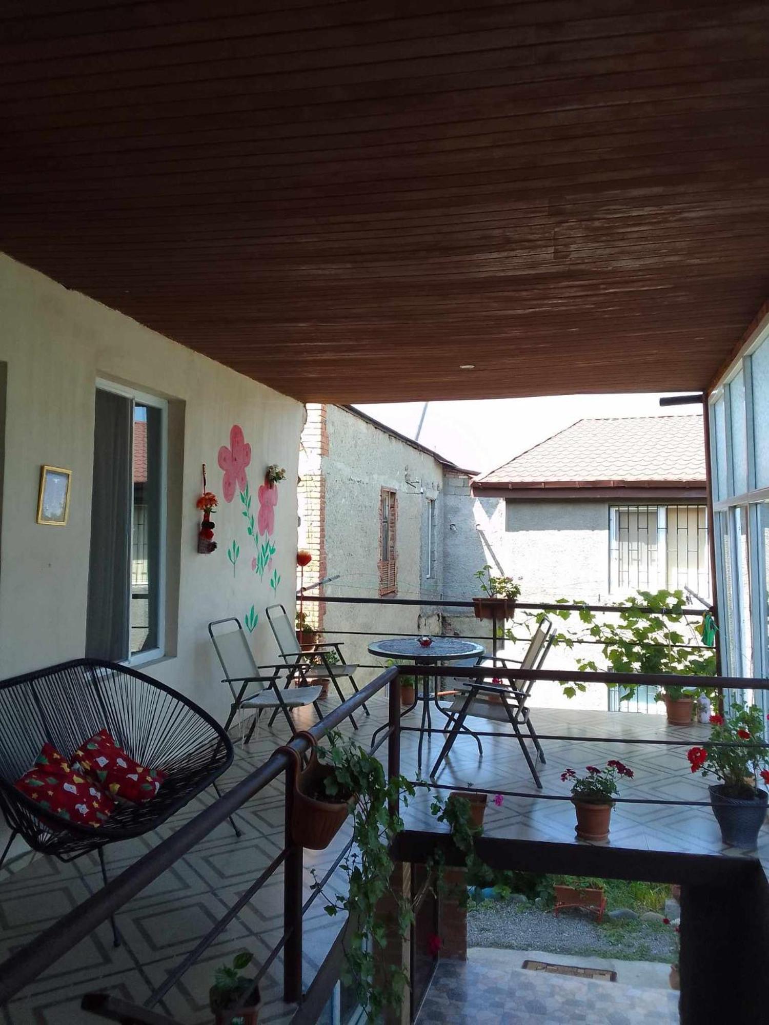 Natia Hotel Telavi Buitenkant foto